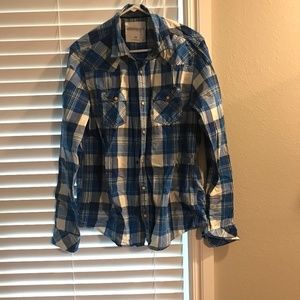 Aeropostale Long Sleeve Pearl Snap Button Down